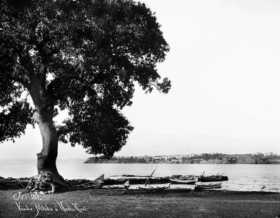 20. Vue de Moda à Kadi Keui. 1890s.