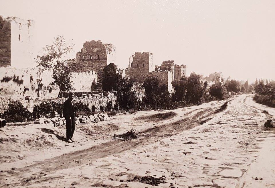 727 bis. Murs des Sept Tours. 1890s.